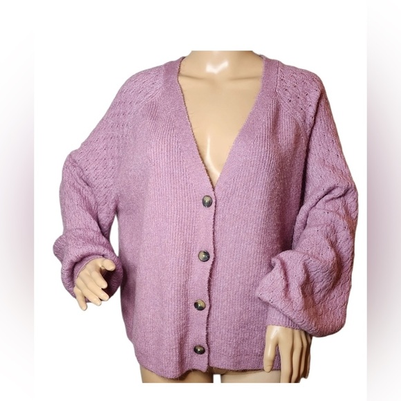 Lane Bryant Classic Long-Sleeve Button-Front Pointelle-Sleeve Cardigan 26/28 - Picture 3 of 13
